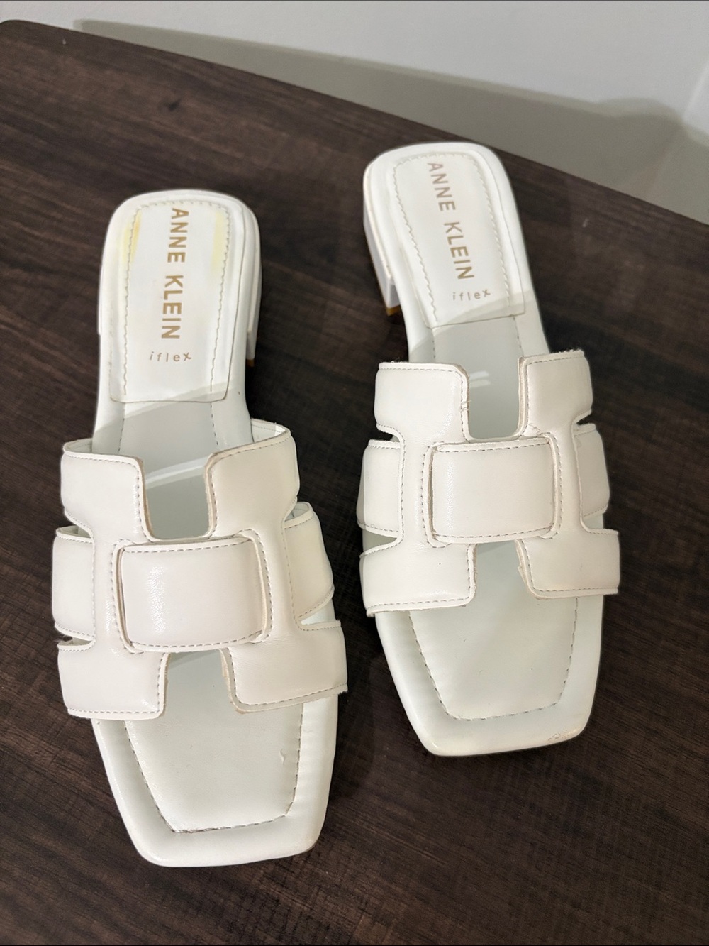 Anne Klein iflex White Leather Slide Mules with Woven Strap Detail